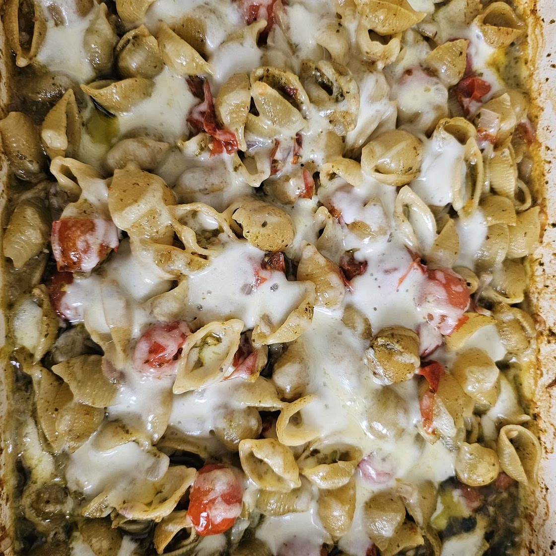 Easiest One Pan Caprese Pesto Orzo Bake