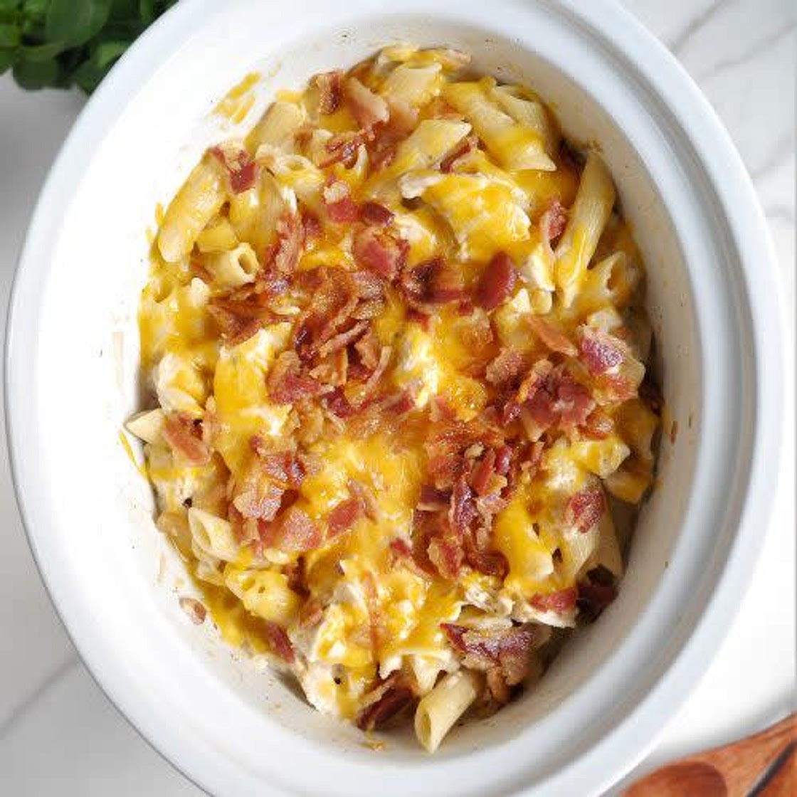 Slow Cooker Chicken Bacon Ranch Pasta
