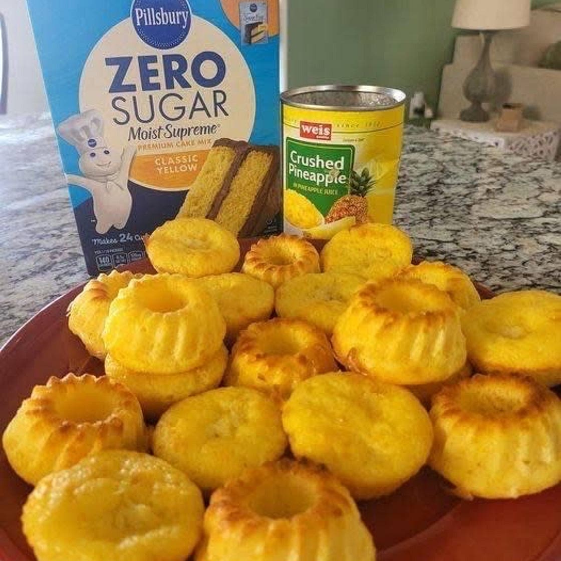 Pineapple Cupcakes