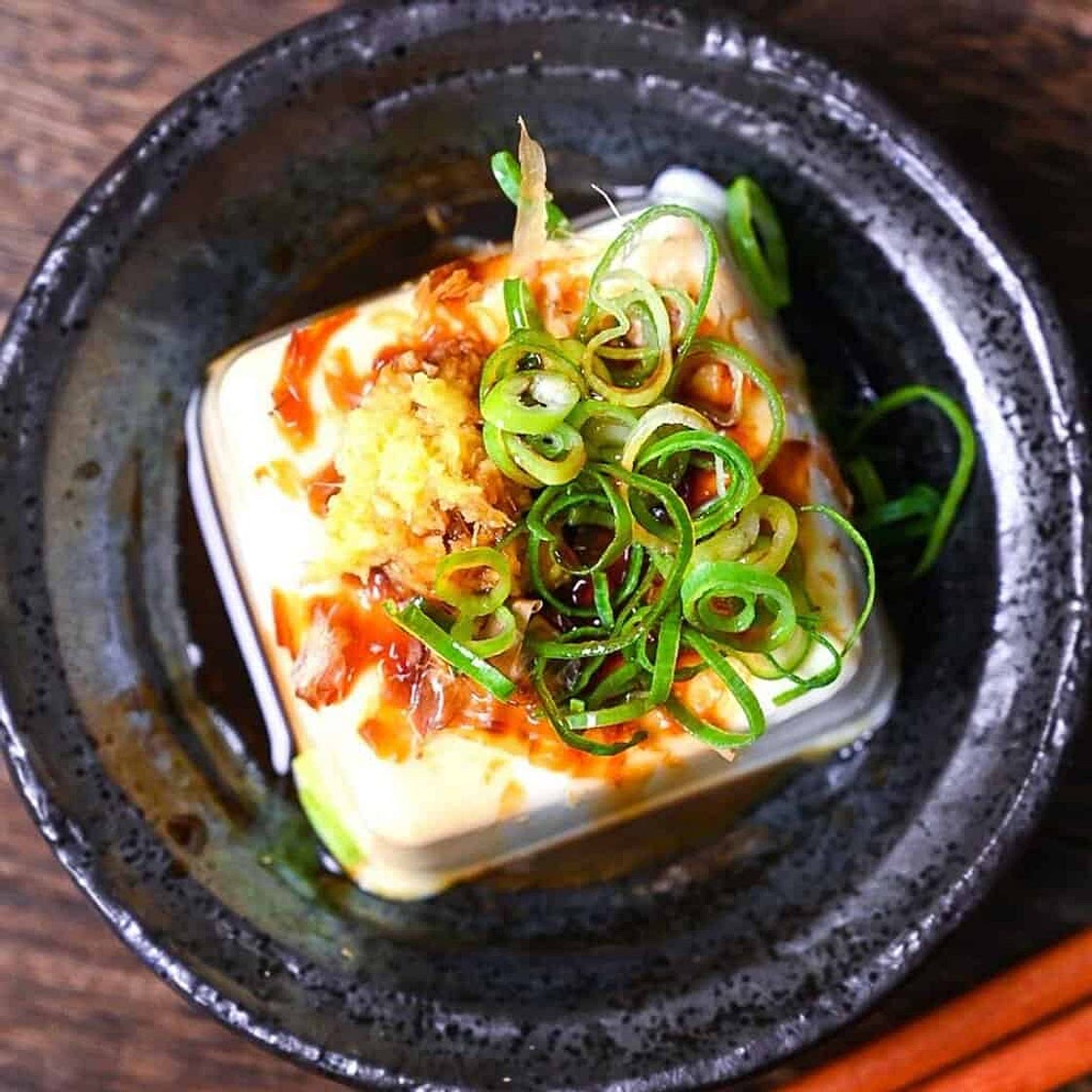Hiyayakko Japanese Cold Tofu (with 15 Topping Ideas)