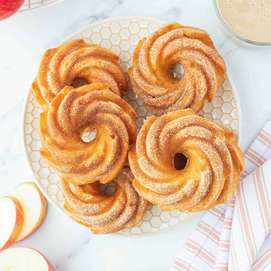 Small Batch Apple Cinnamon Mini Bundt Cakes