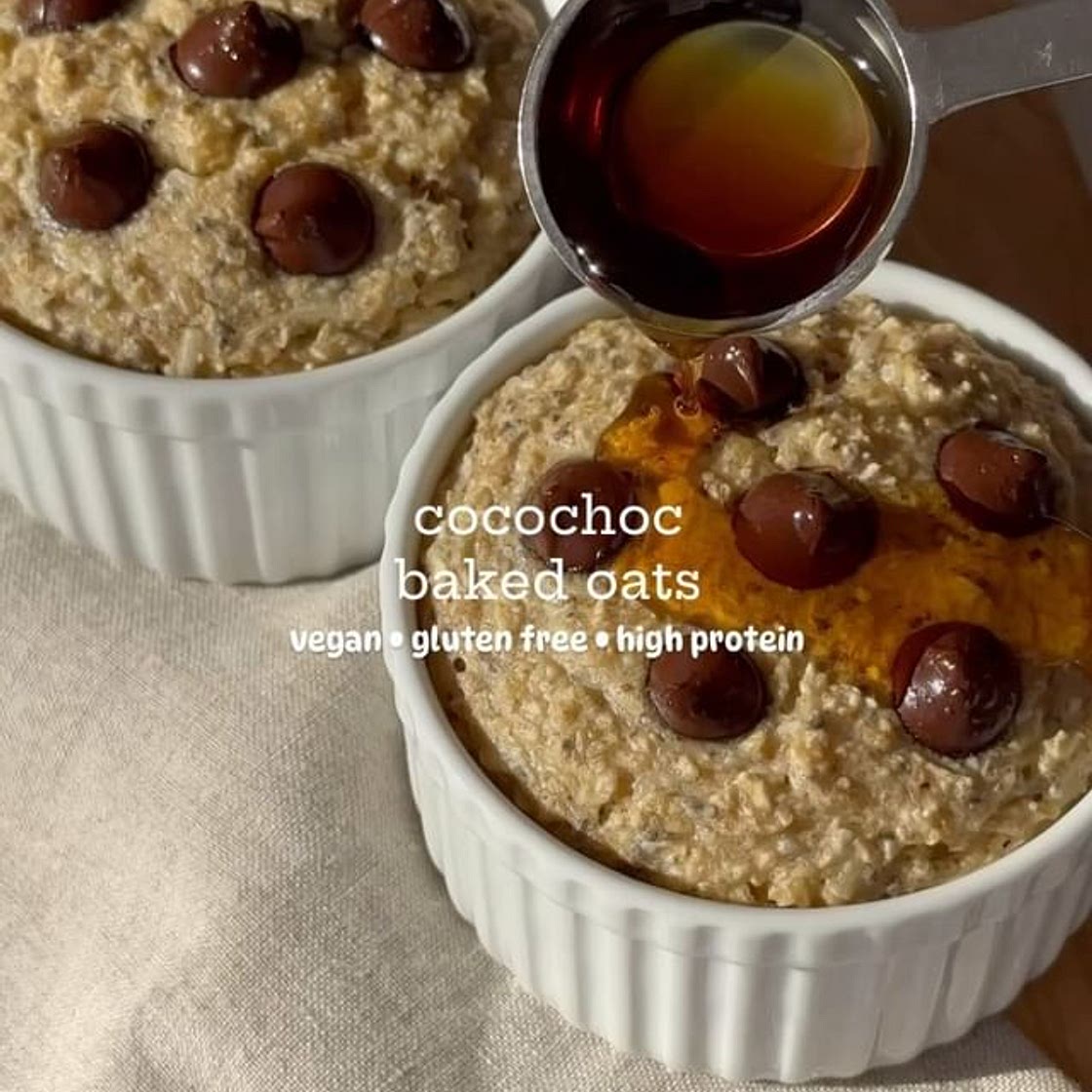 cocochoc baked oats are like eating a coconut and chocolate cake