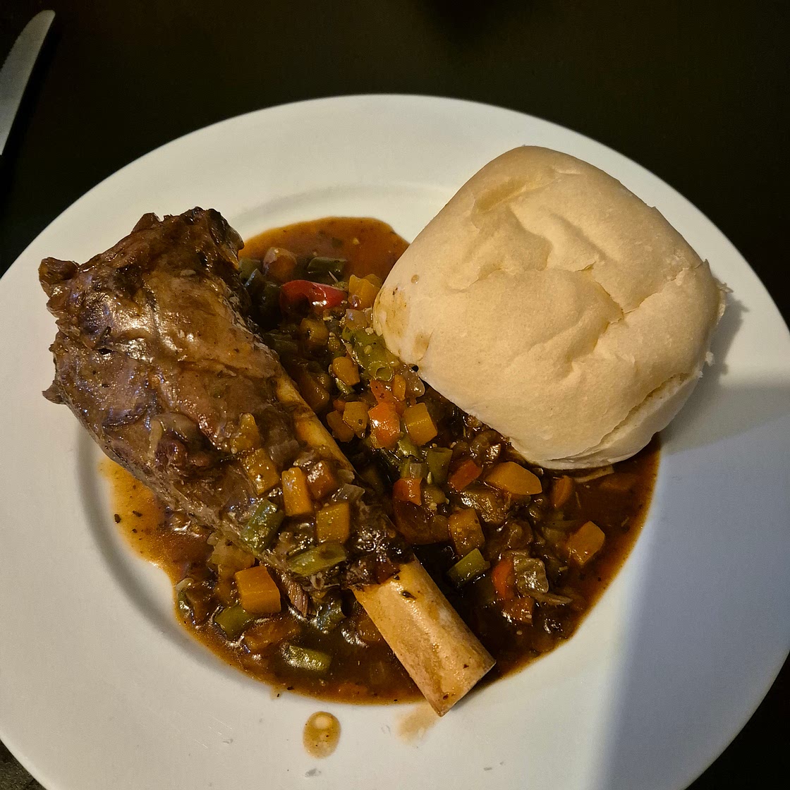 Lamb shank and vege gravy