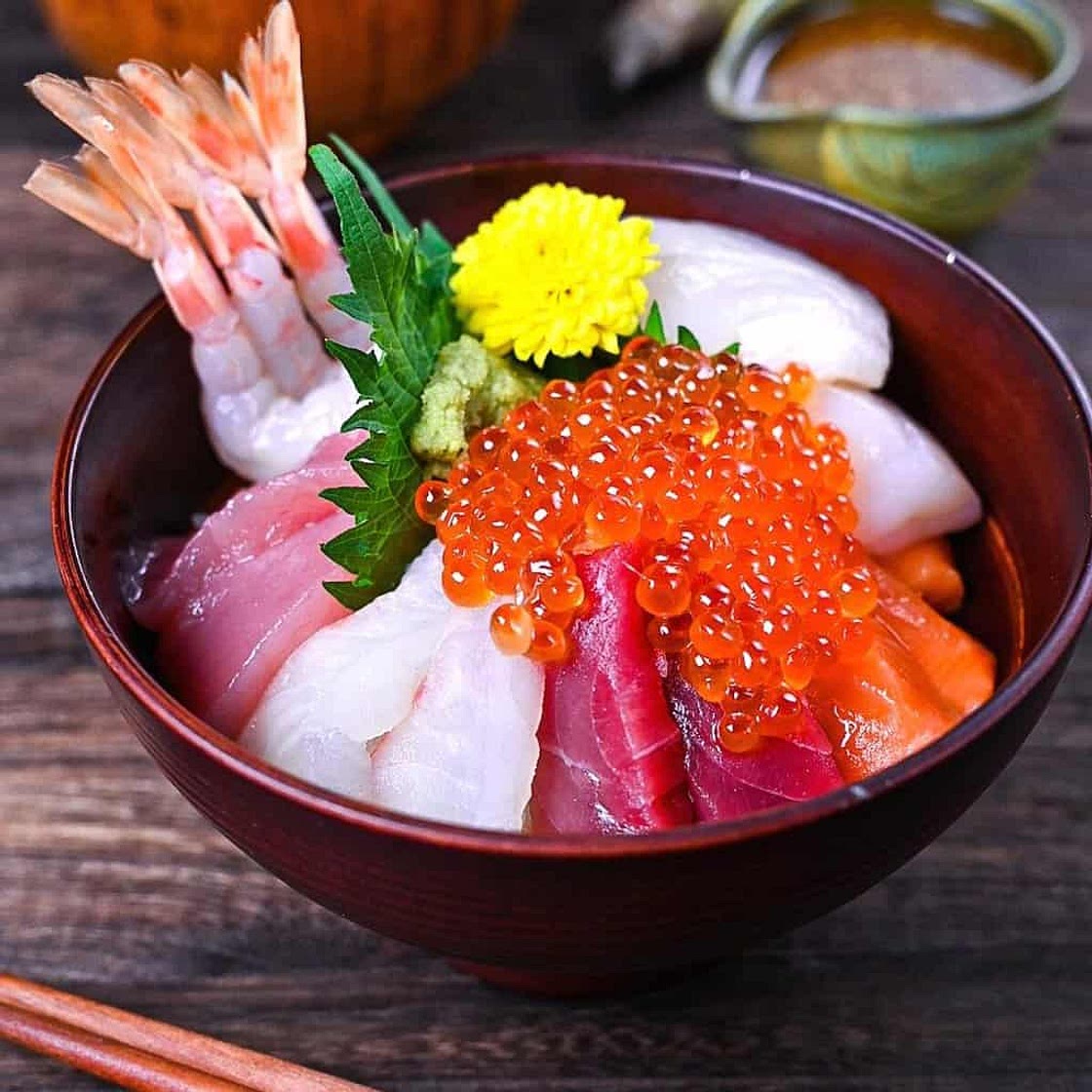 Kaisen Donburi (Seafood Rice Bowl)