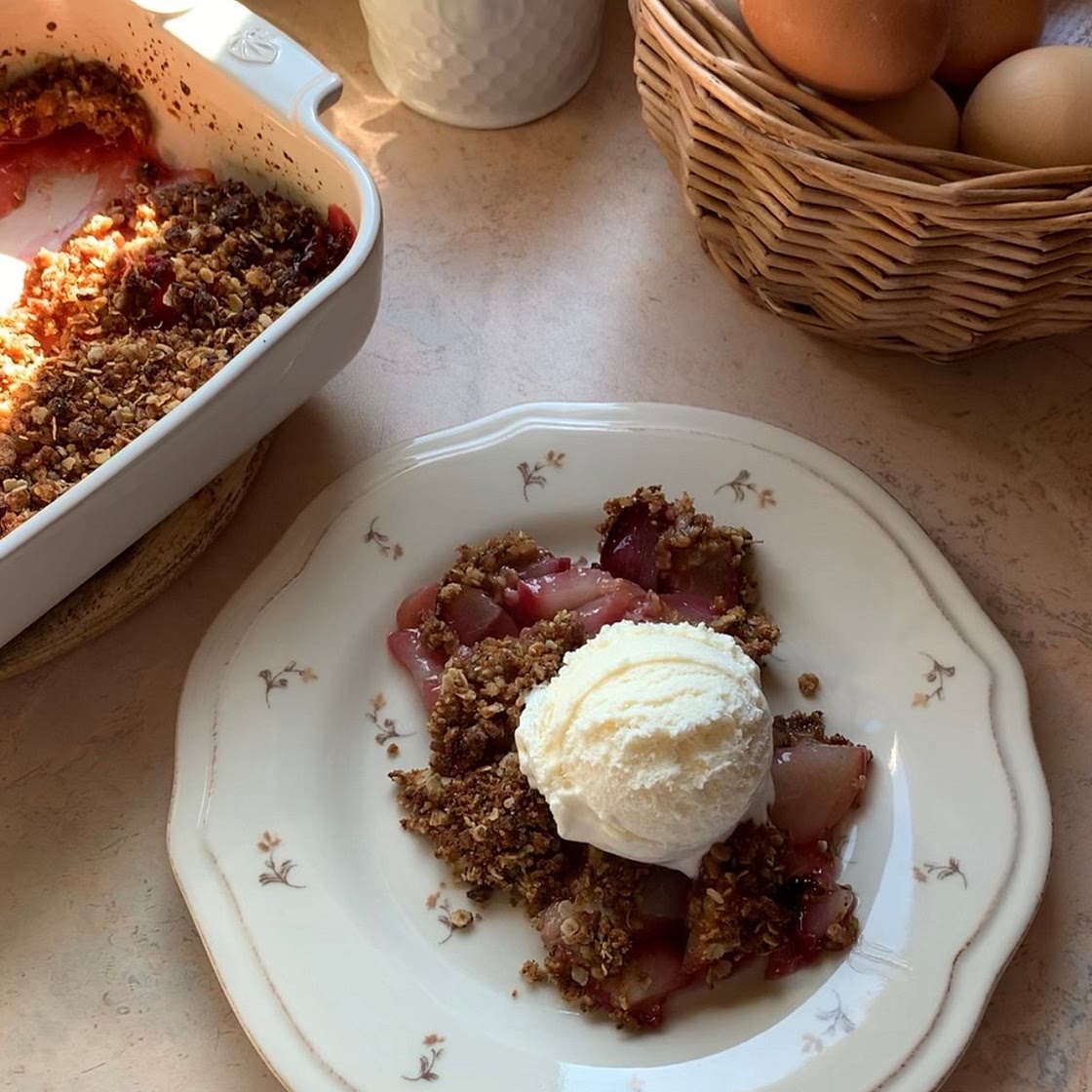 Nectarine crisp 🍑