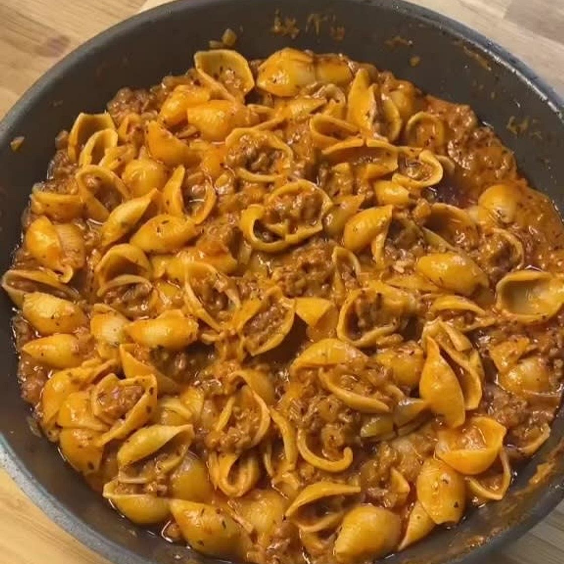 Creamy ground beef and macaroni