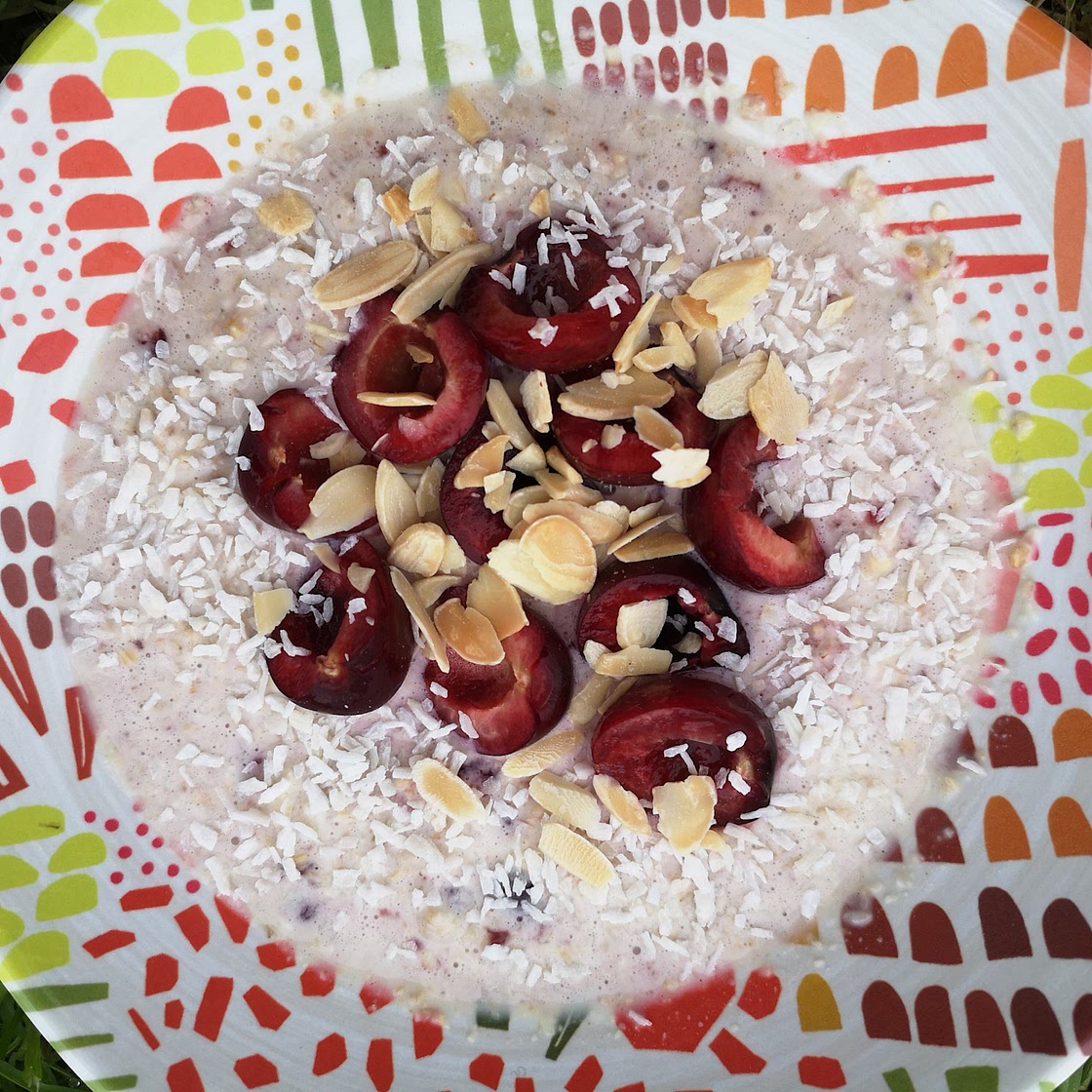 Bakewell Tart Overnight Oats
