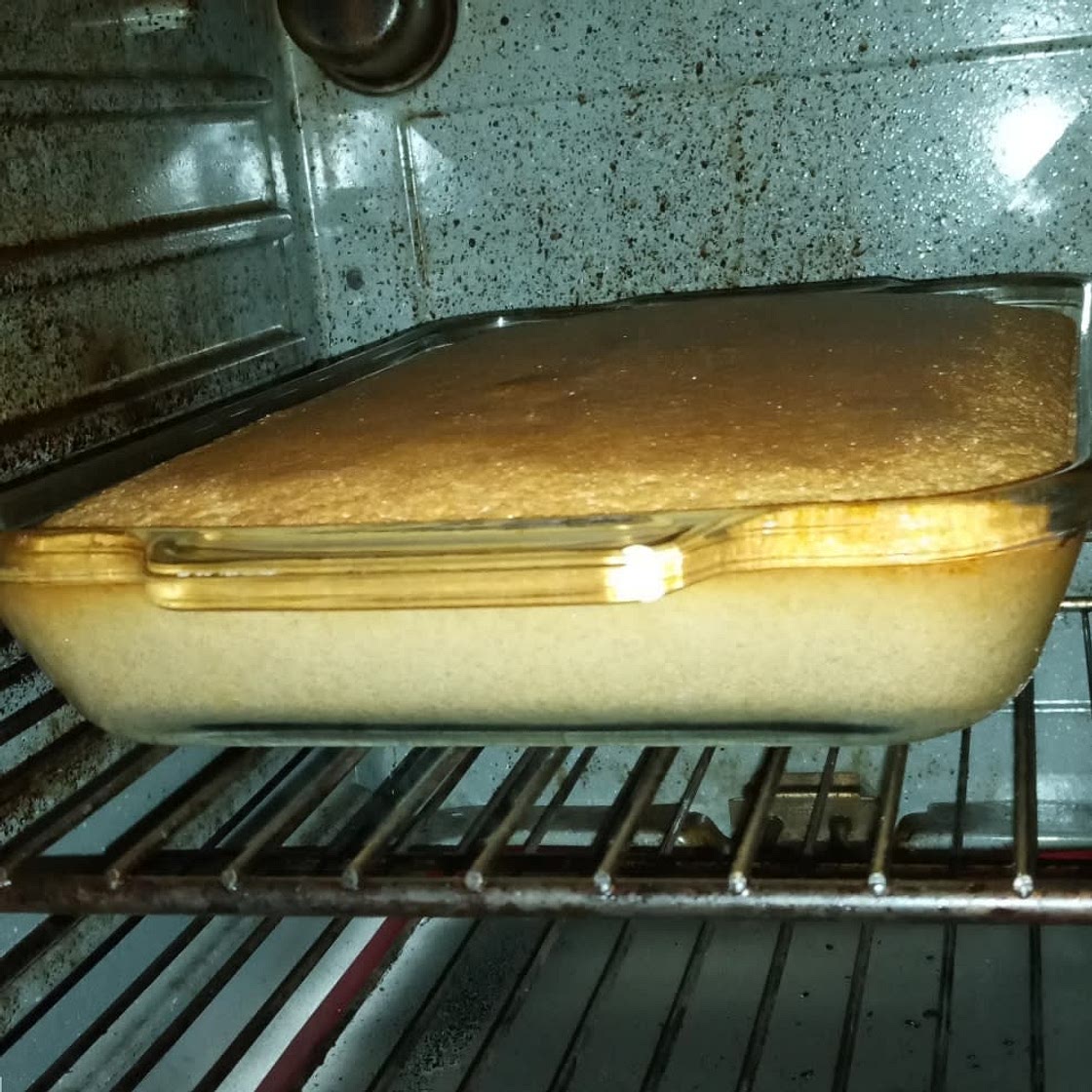 My best Vanilla Cake - stays moist 4 days!