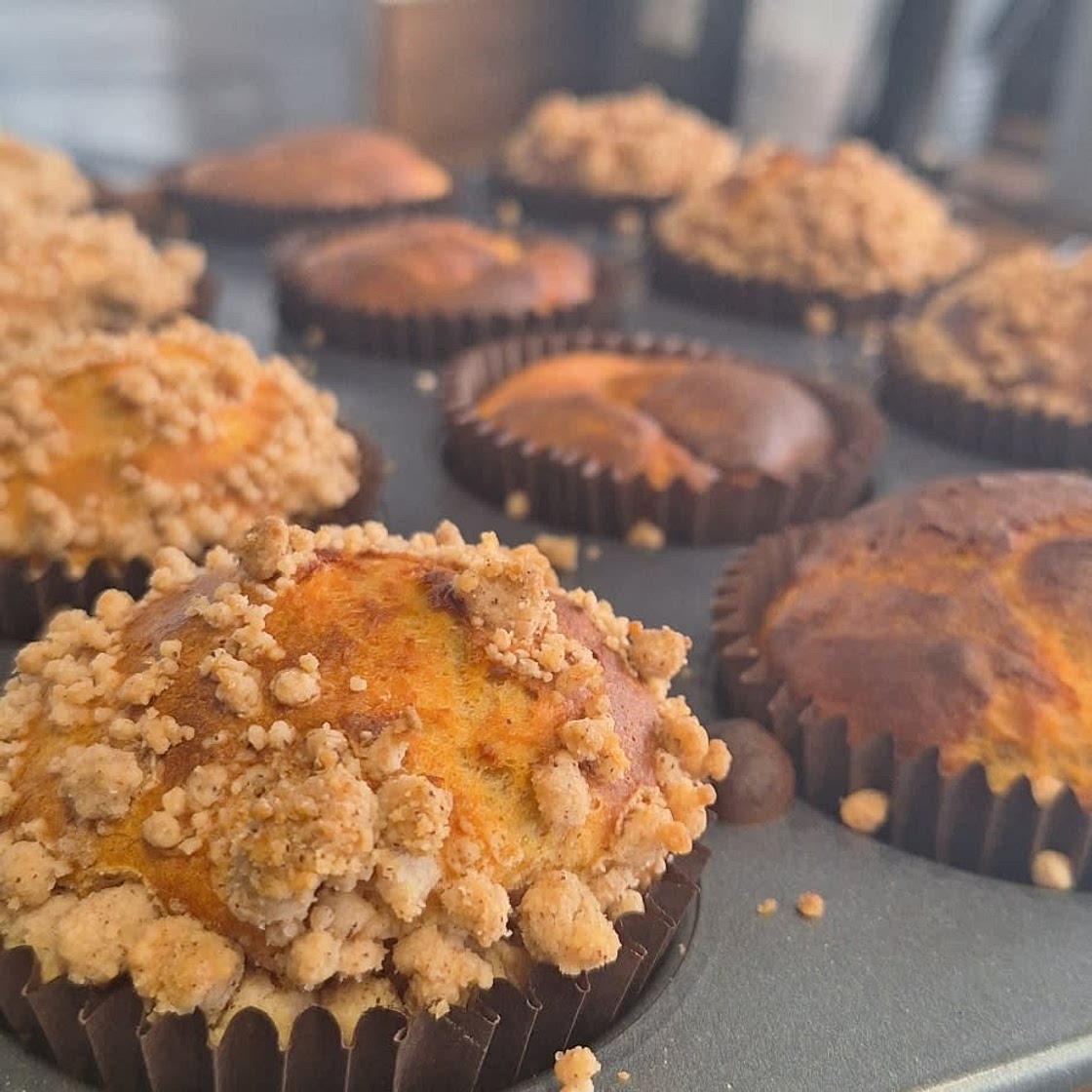 Banana muffins 167cal each (serves 7)