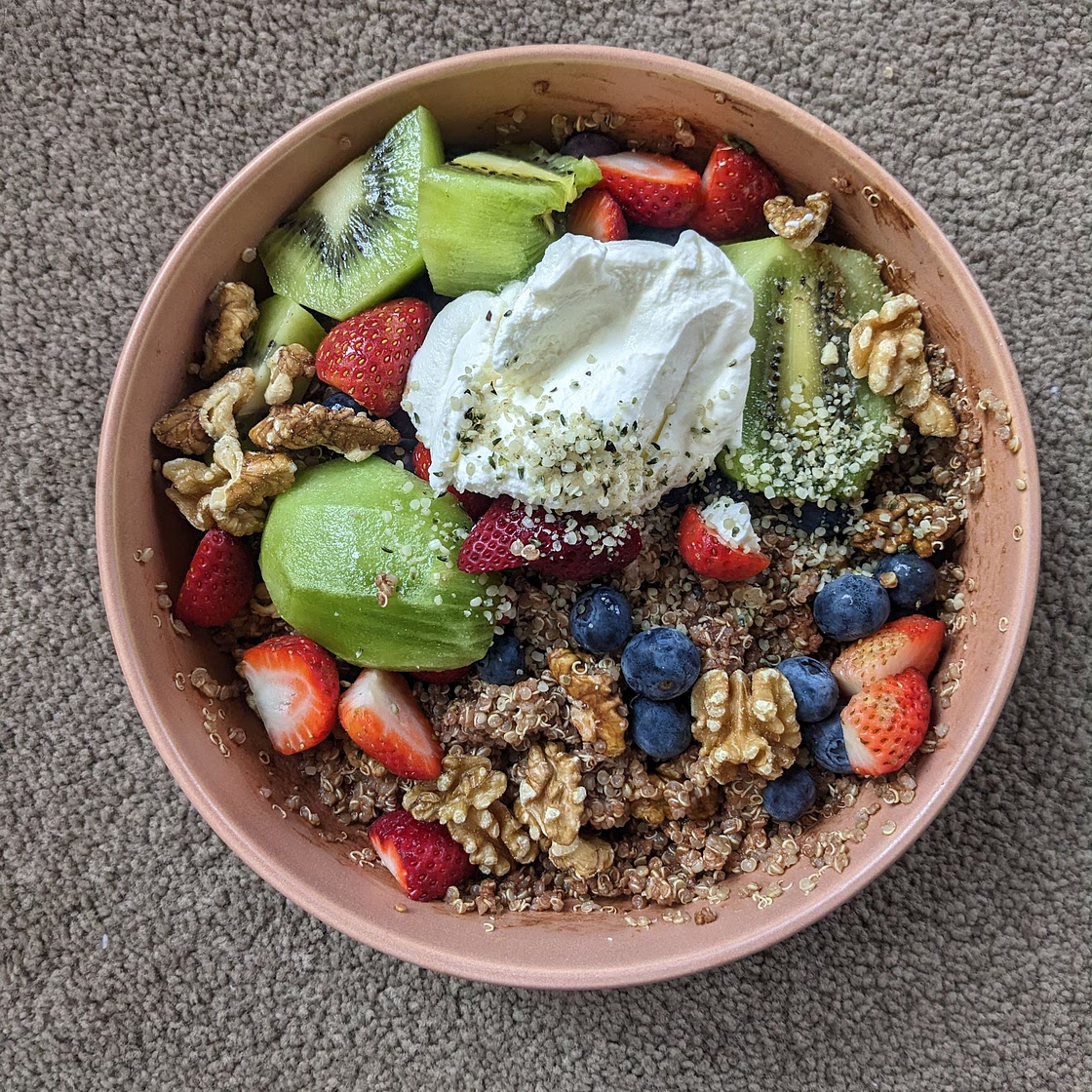 Cocoa-Quinoa Berry Bowl