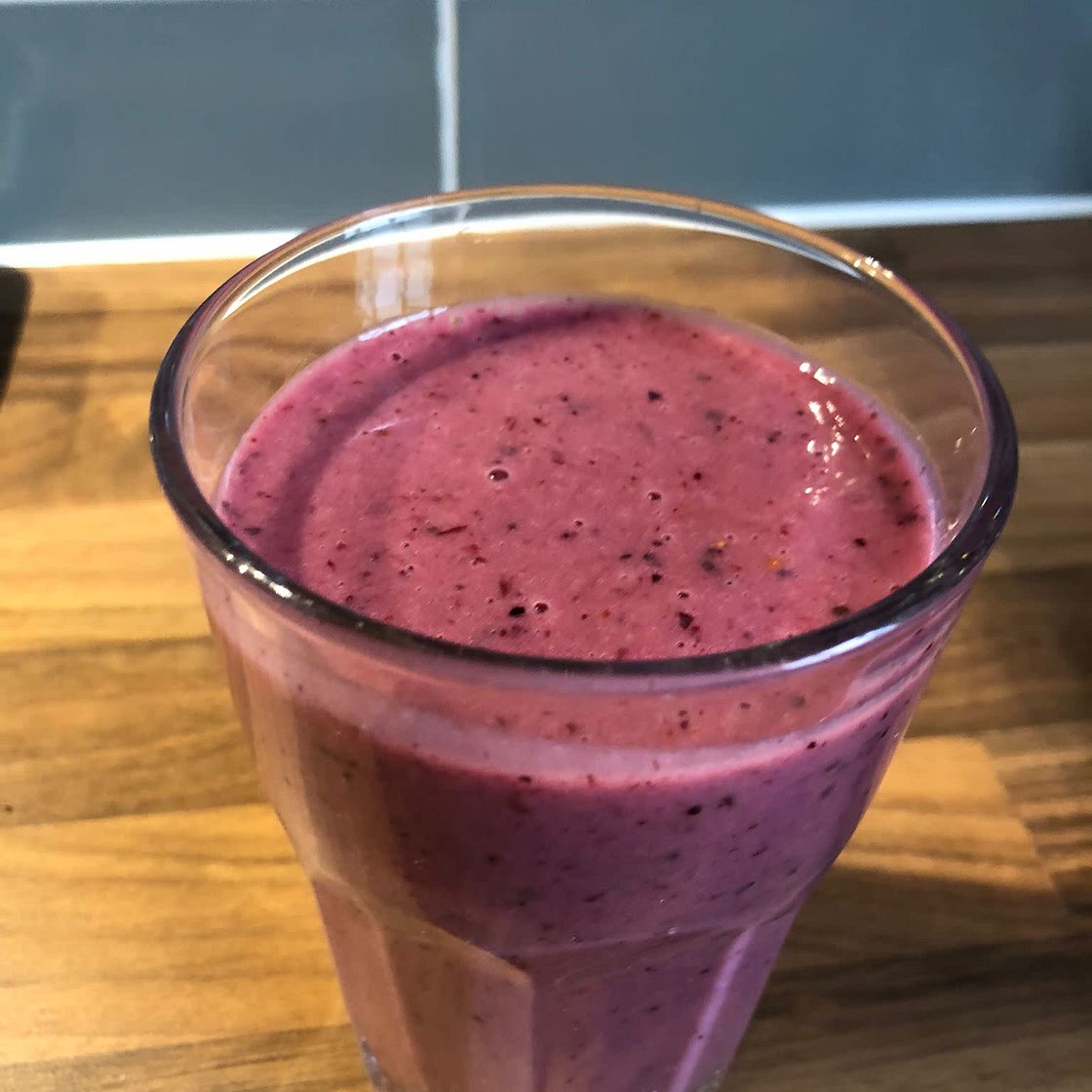 Summer berry smoothie