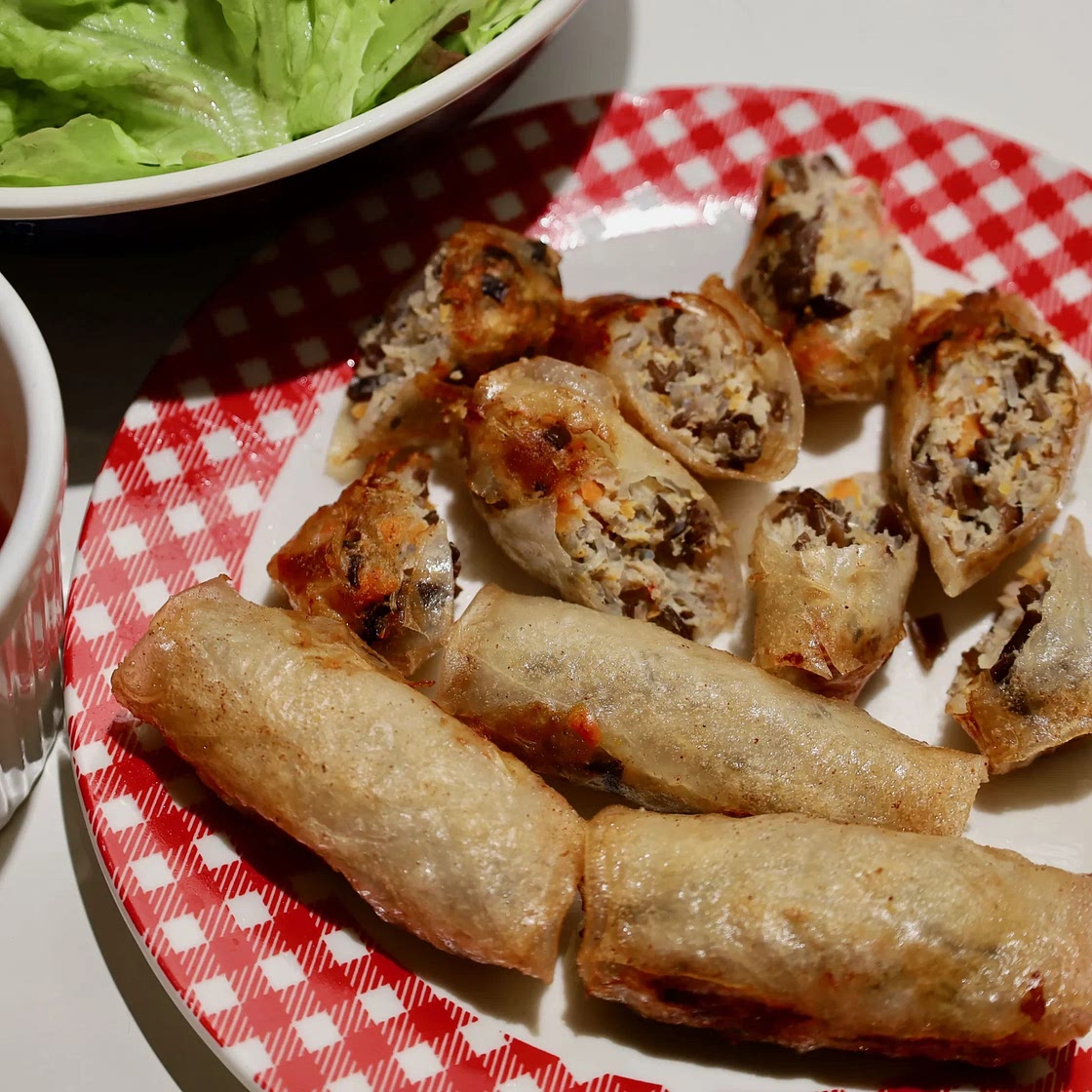 Vietnamese Fried Spring Rolls (Cha Gio)