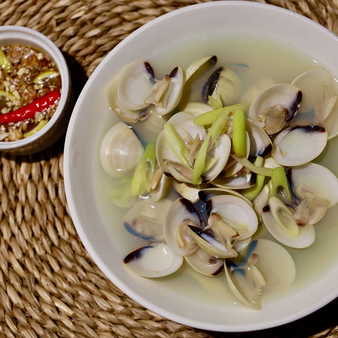 Steamed Clams with Lemongrass Recipe