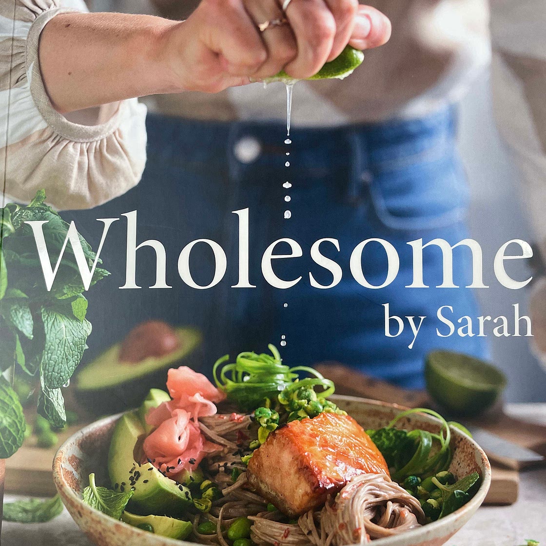 Spicy pork noodles with broccoli & capsicum - 185