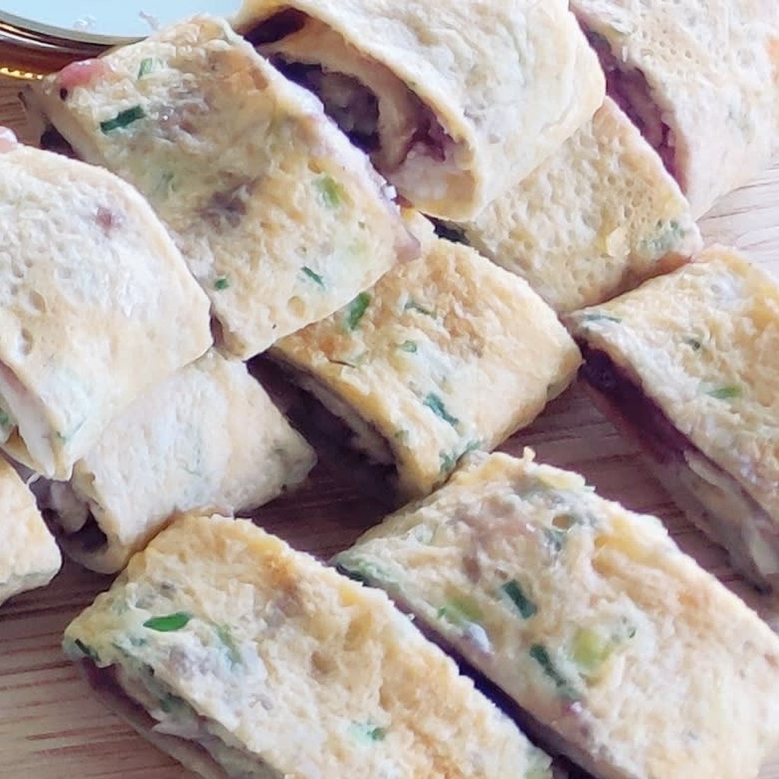 Egg wraps met geitenkaas en jam