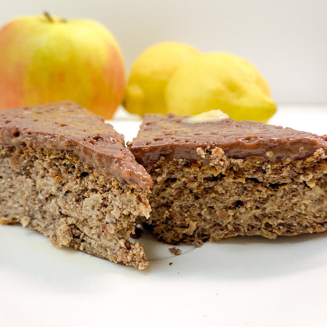 Carob cake