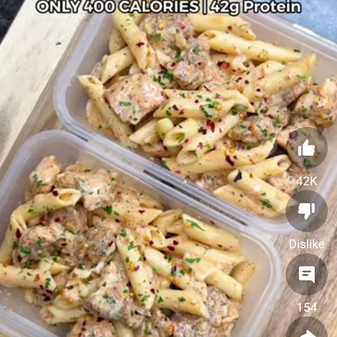 Creamy Mozzarella Chicken Pasta
