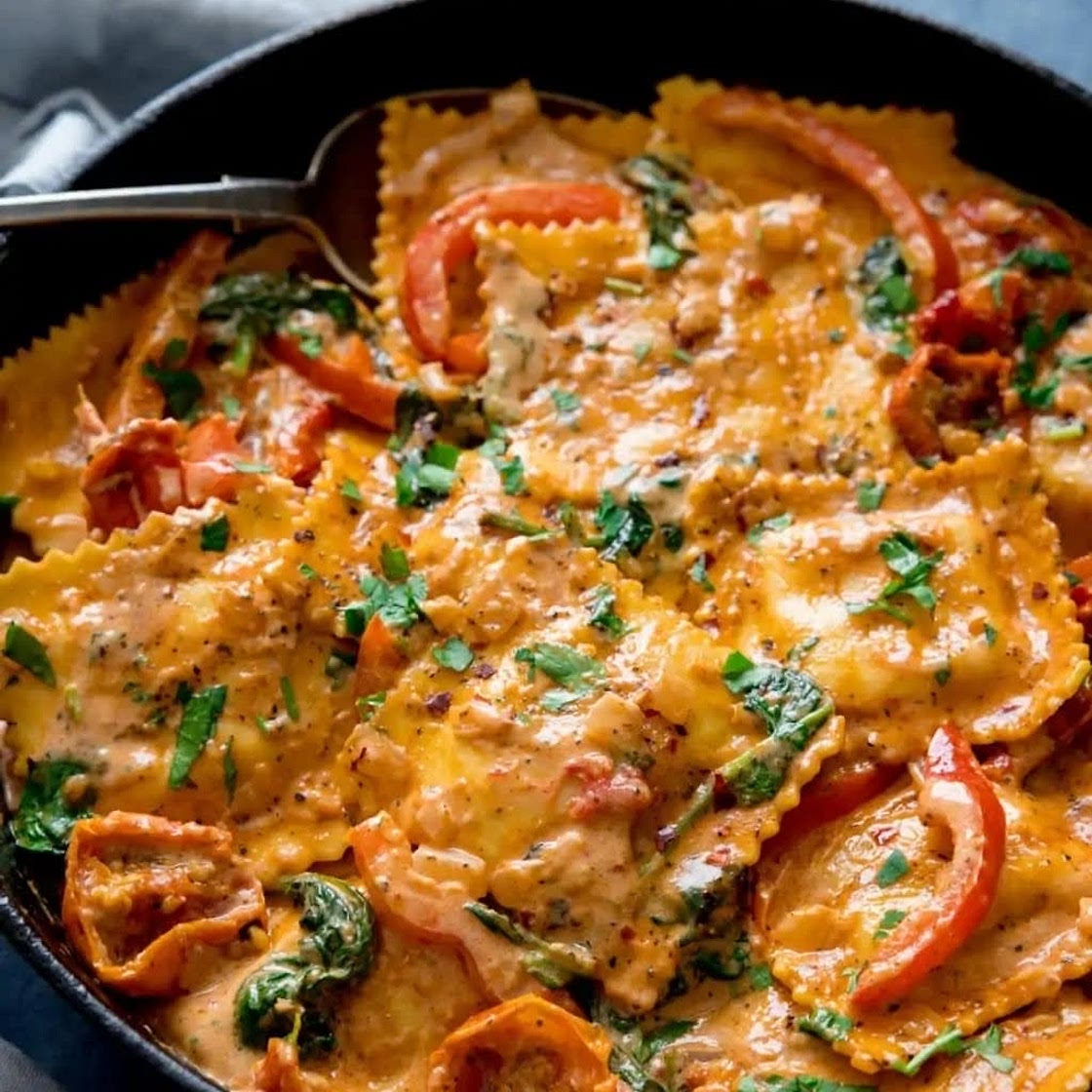 Creamy tomato ravioli 