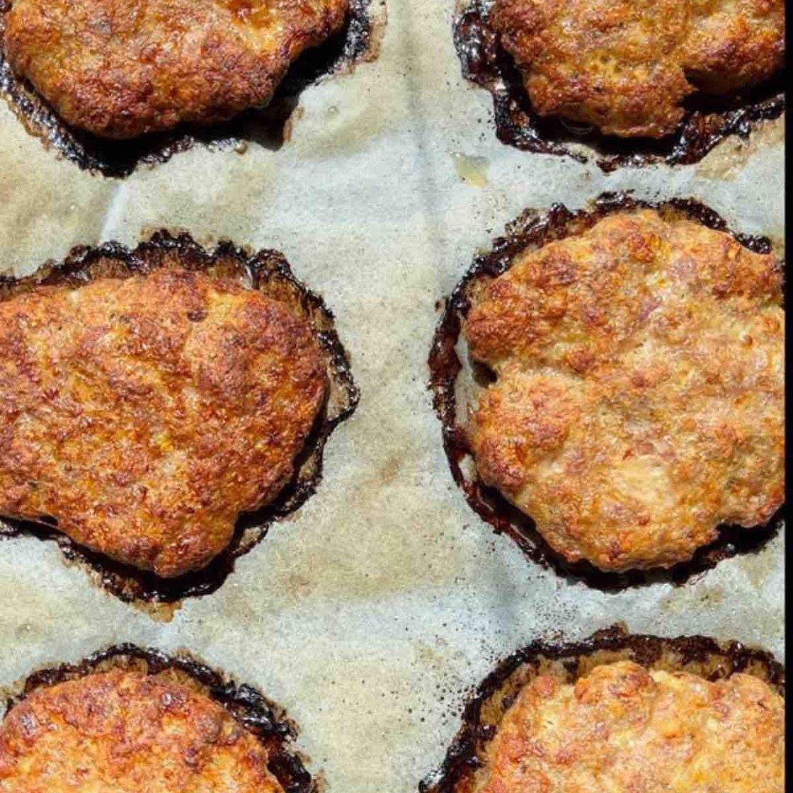 Oven-Baked Burgers: Juicy and Delicious Every Time!
