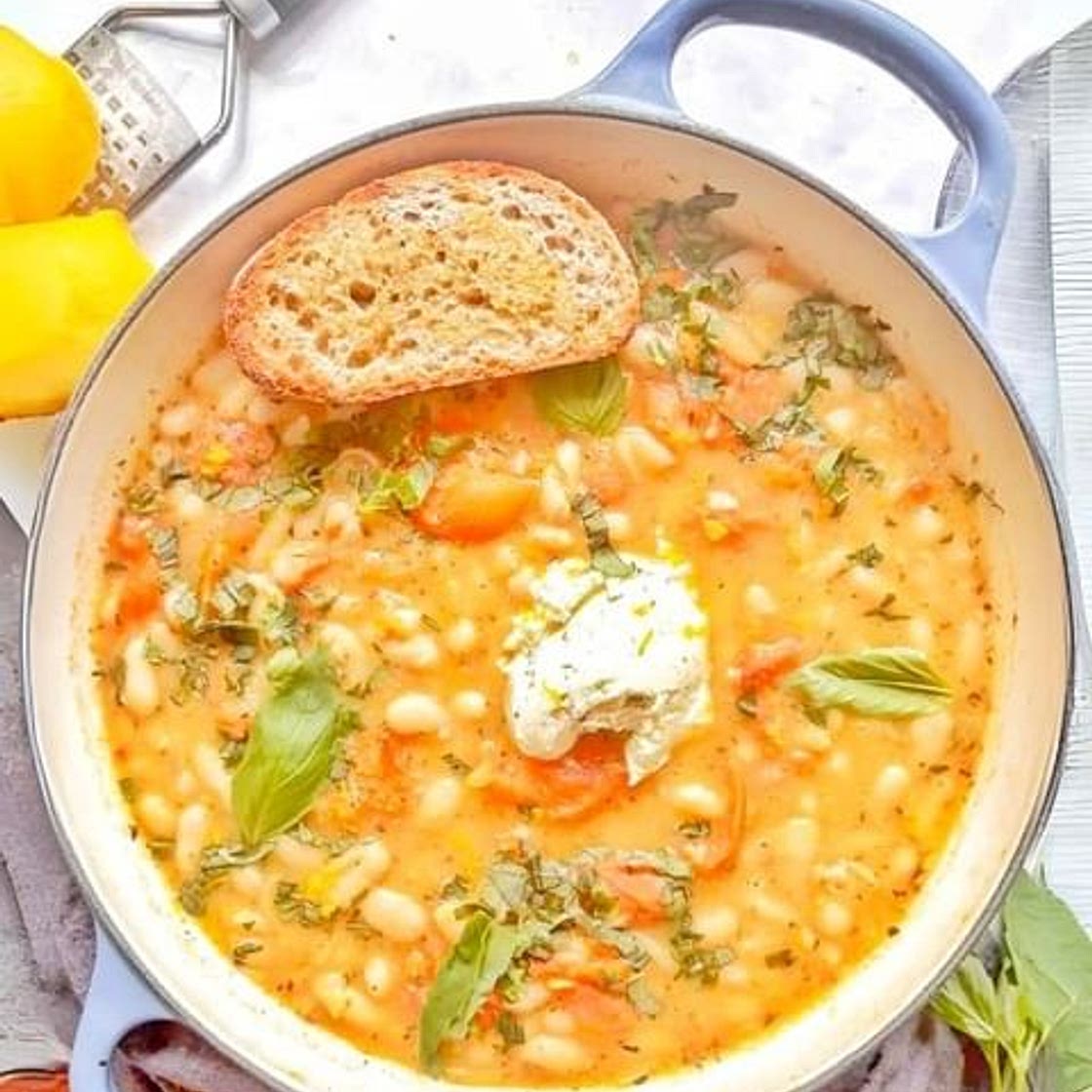 15-Minute Creamy White Beans with Lemon &amp; Garlic