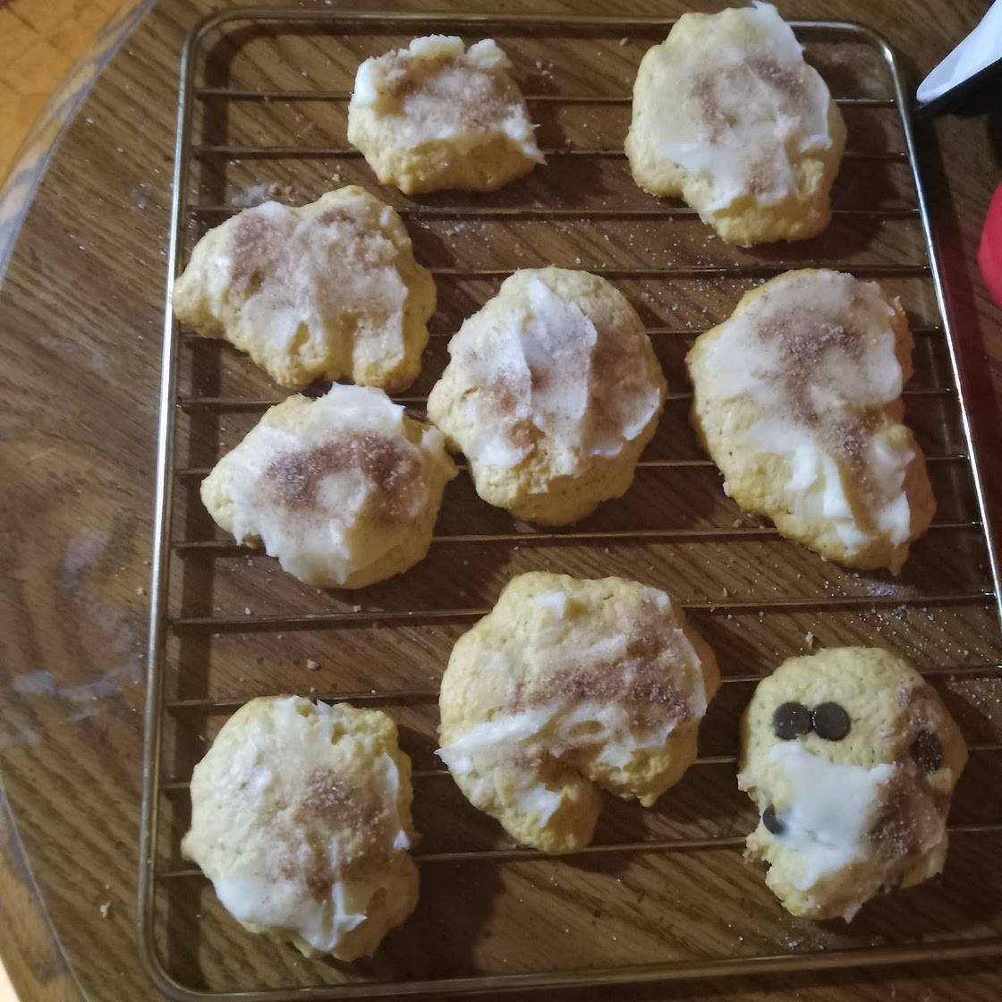 Snickerdoodle cookie (crumbl copycat).