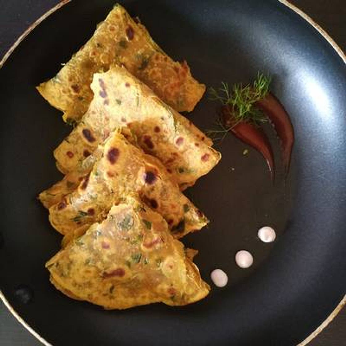 गुजराती मेथी थेपला (Gujarati Methi Thepla recipe in Hindi)