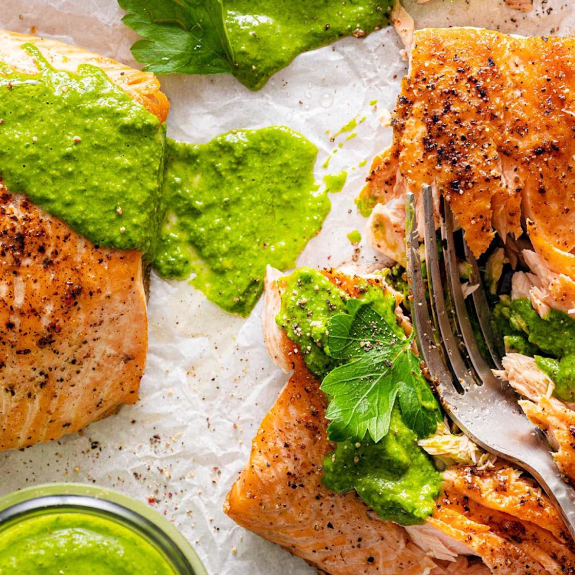 Salmon with parsley sauce