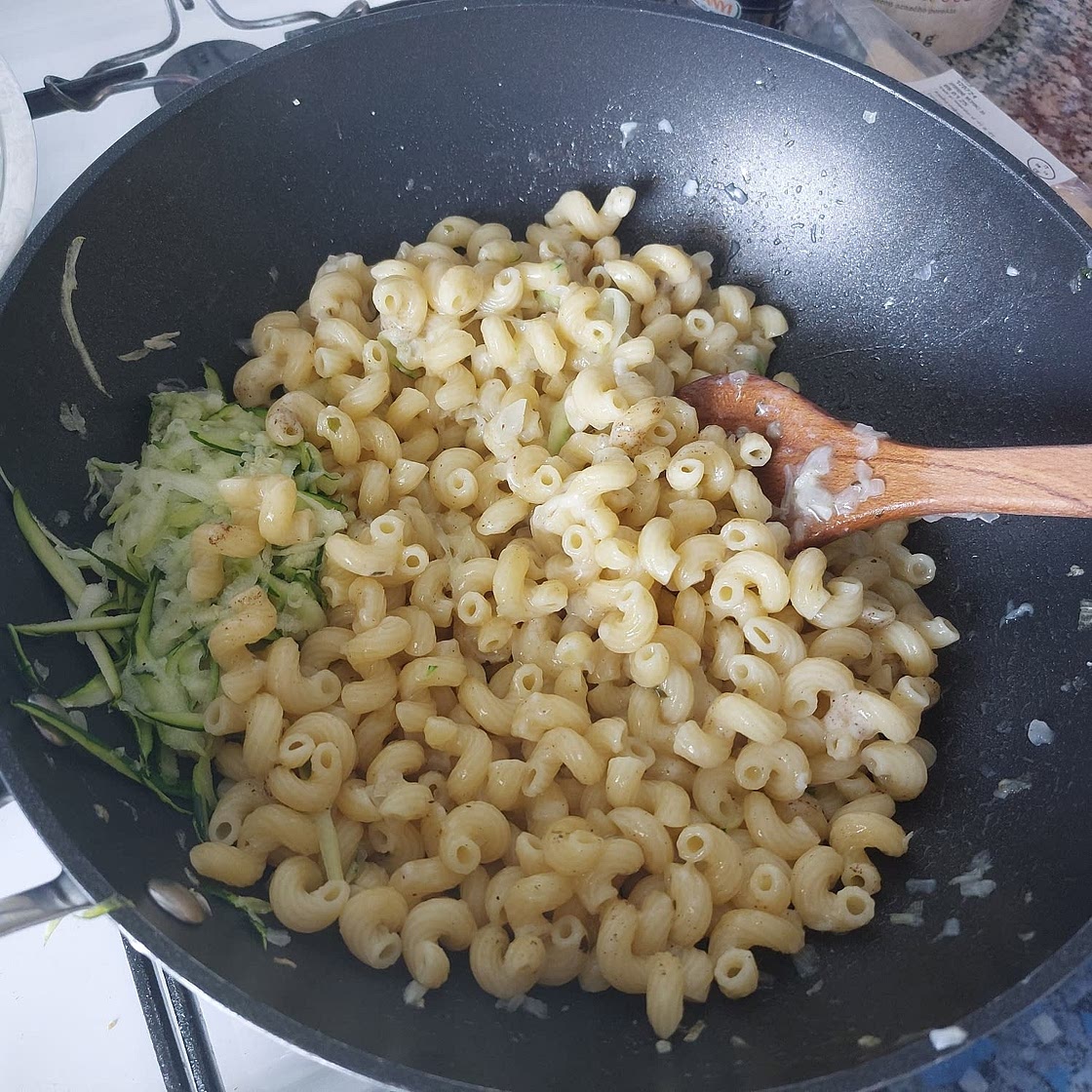 One Pot Garlic Butter Noodles