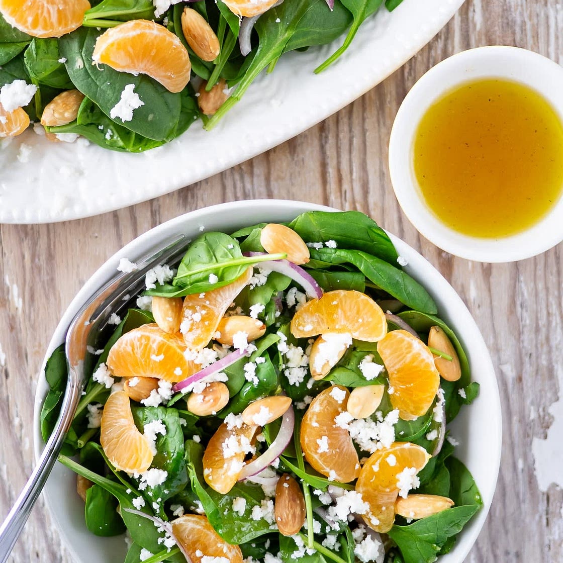 Spinach clementine salad (Jamie Oliver)