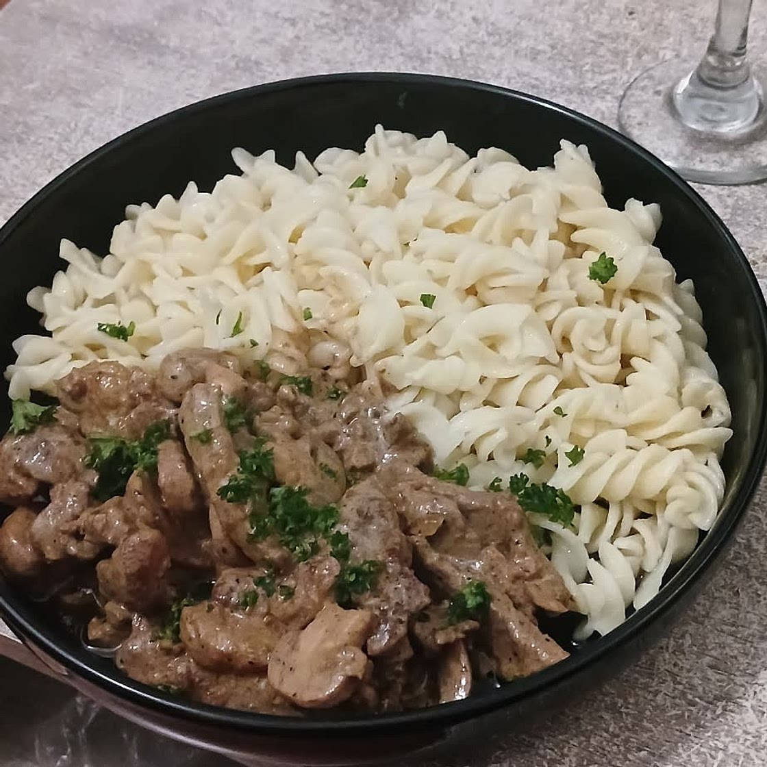 Beef stroganoff