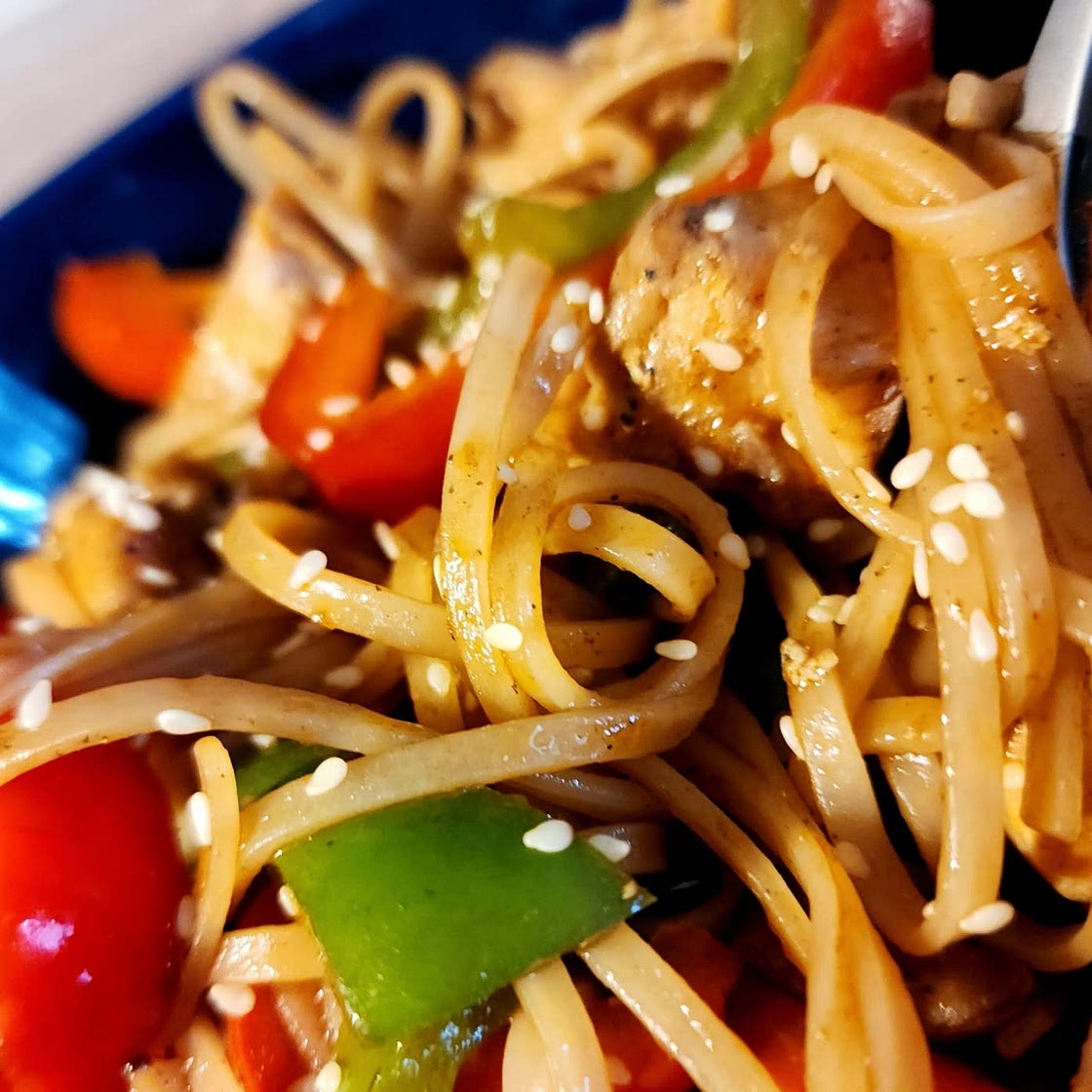 Chicken Stir Fry with Rice Noodles (30 minute meal)