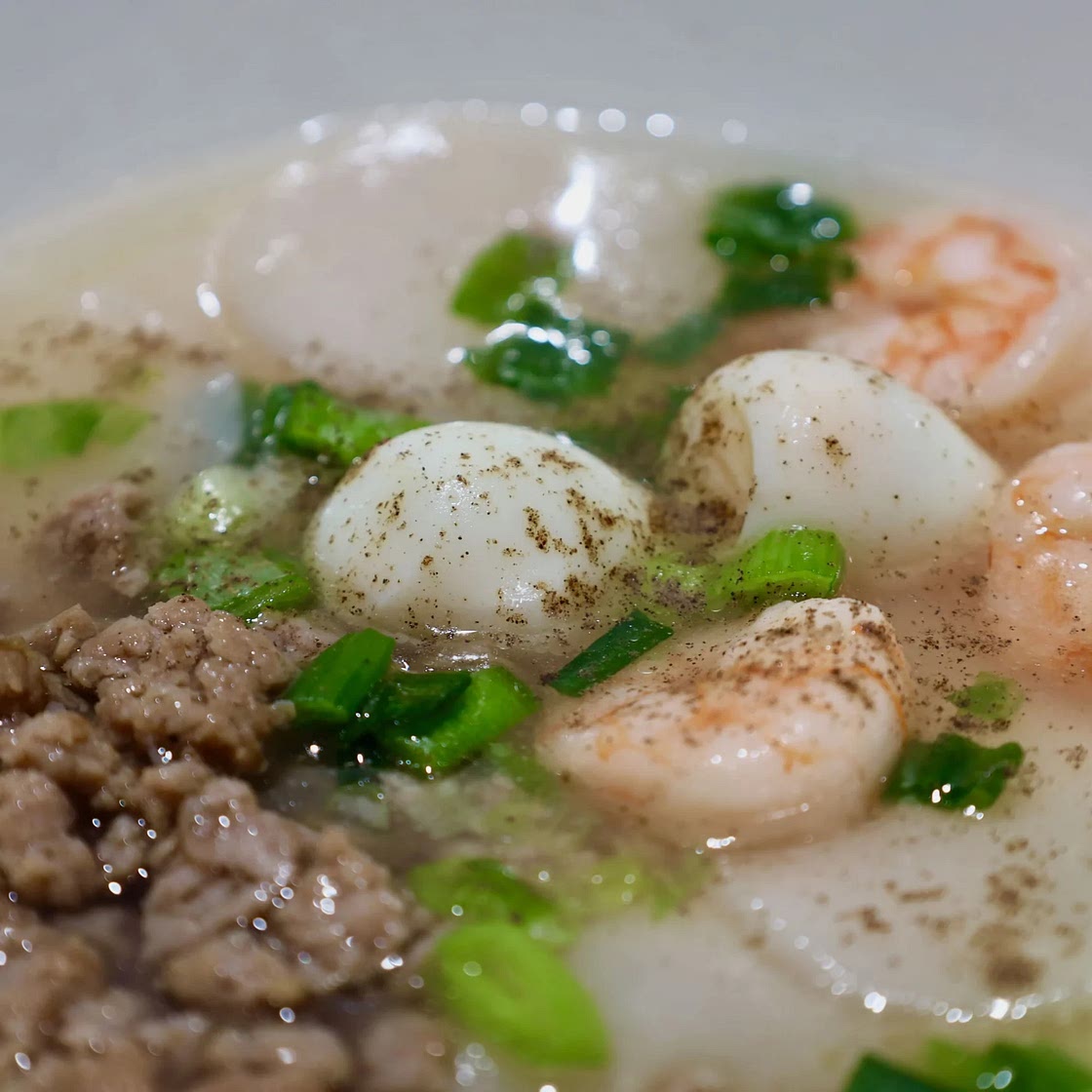Vietnamese Shrimp Chips Soup (Banh canh phong tom)
