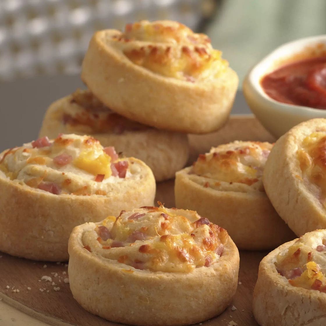 Canadian Bacon-Pineapple Pinwheels