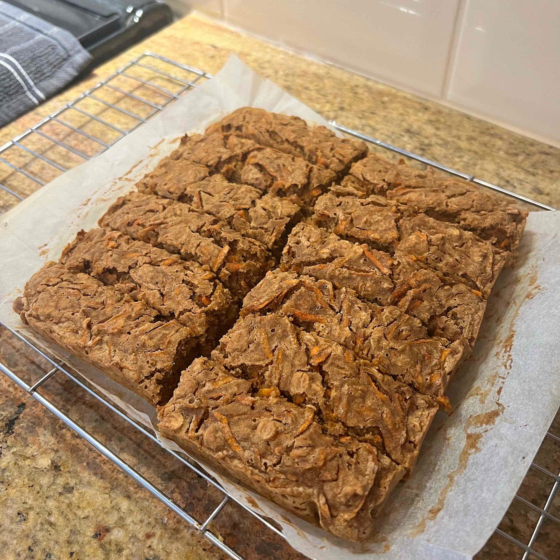 Vegan GF Carrot Cake Tray Bake 