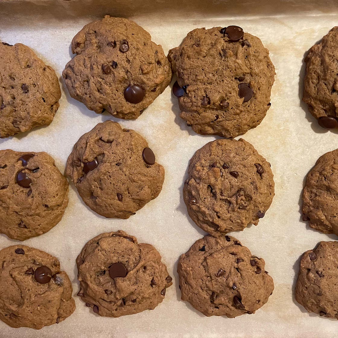 Soft and Chewy Banana Chocolate Chip Cookies