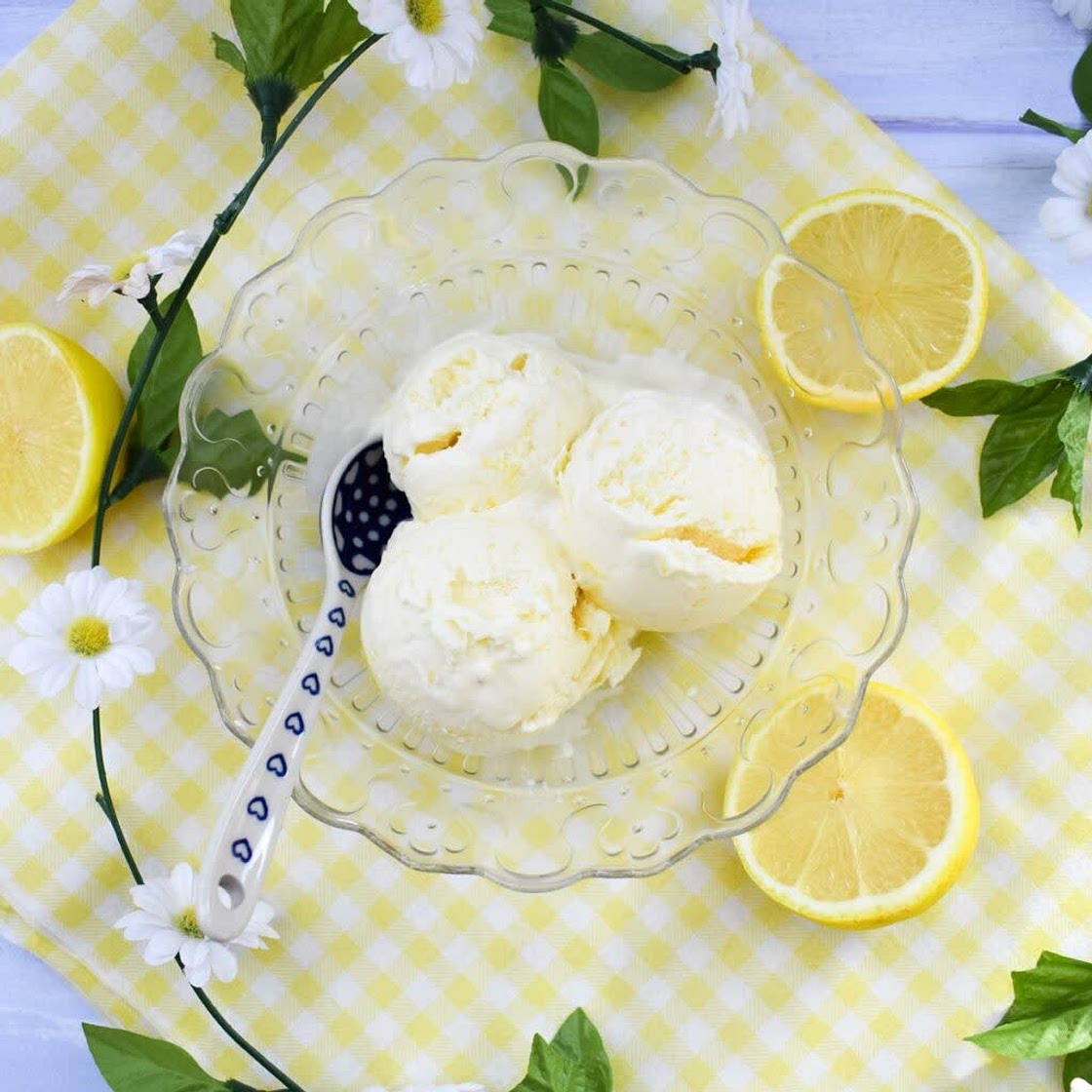 Easy Lemon Ice Cream (no churn)