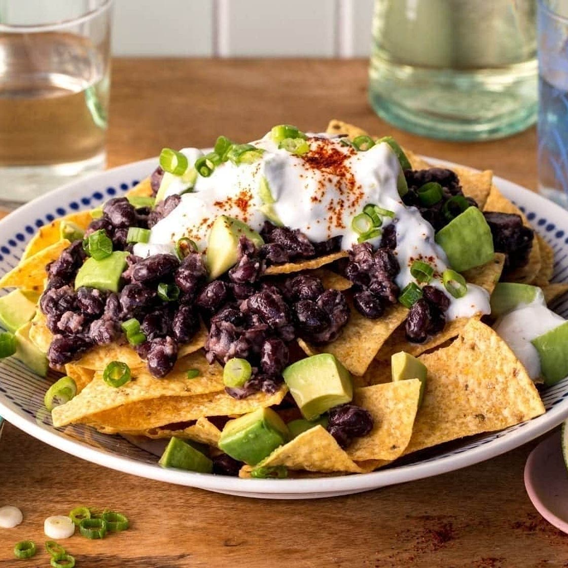 Chipotle Black Bean Nachos With Greek Yogurt