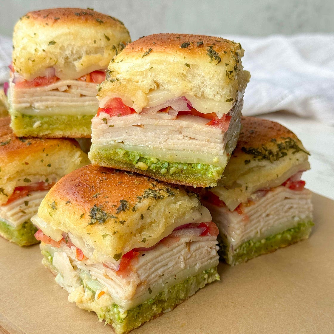 Pull-Apart Pesto Turkey Sliders 