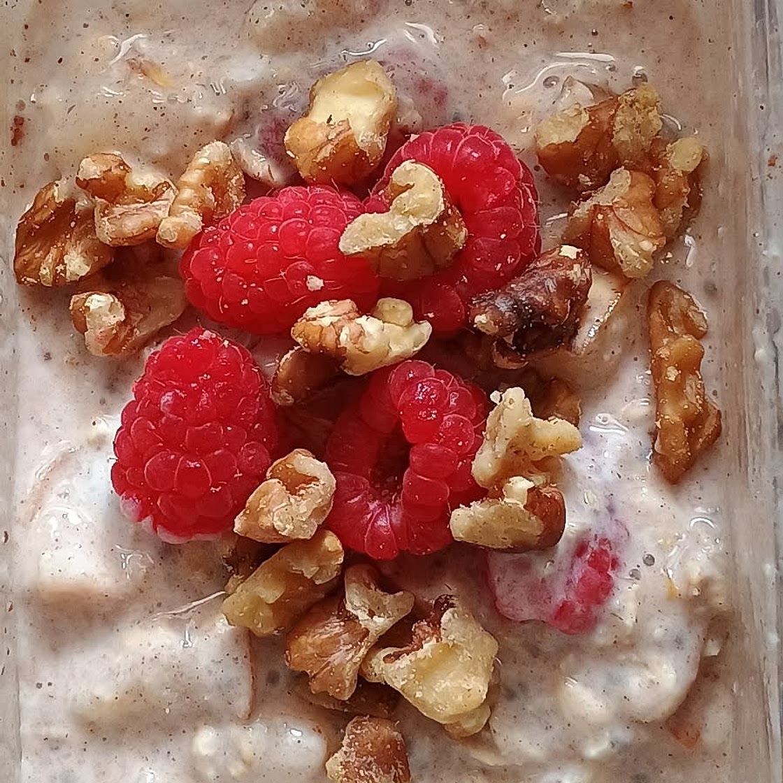 Pear & Raspberry Overnight Oats