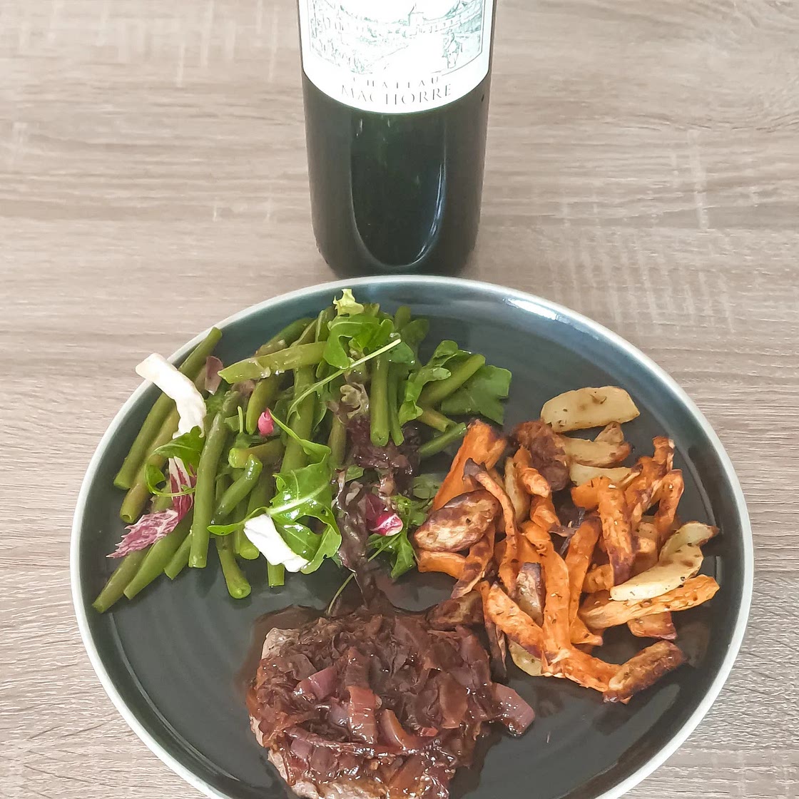 Steak haché au jus d’oignon