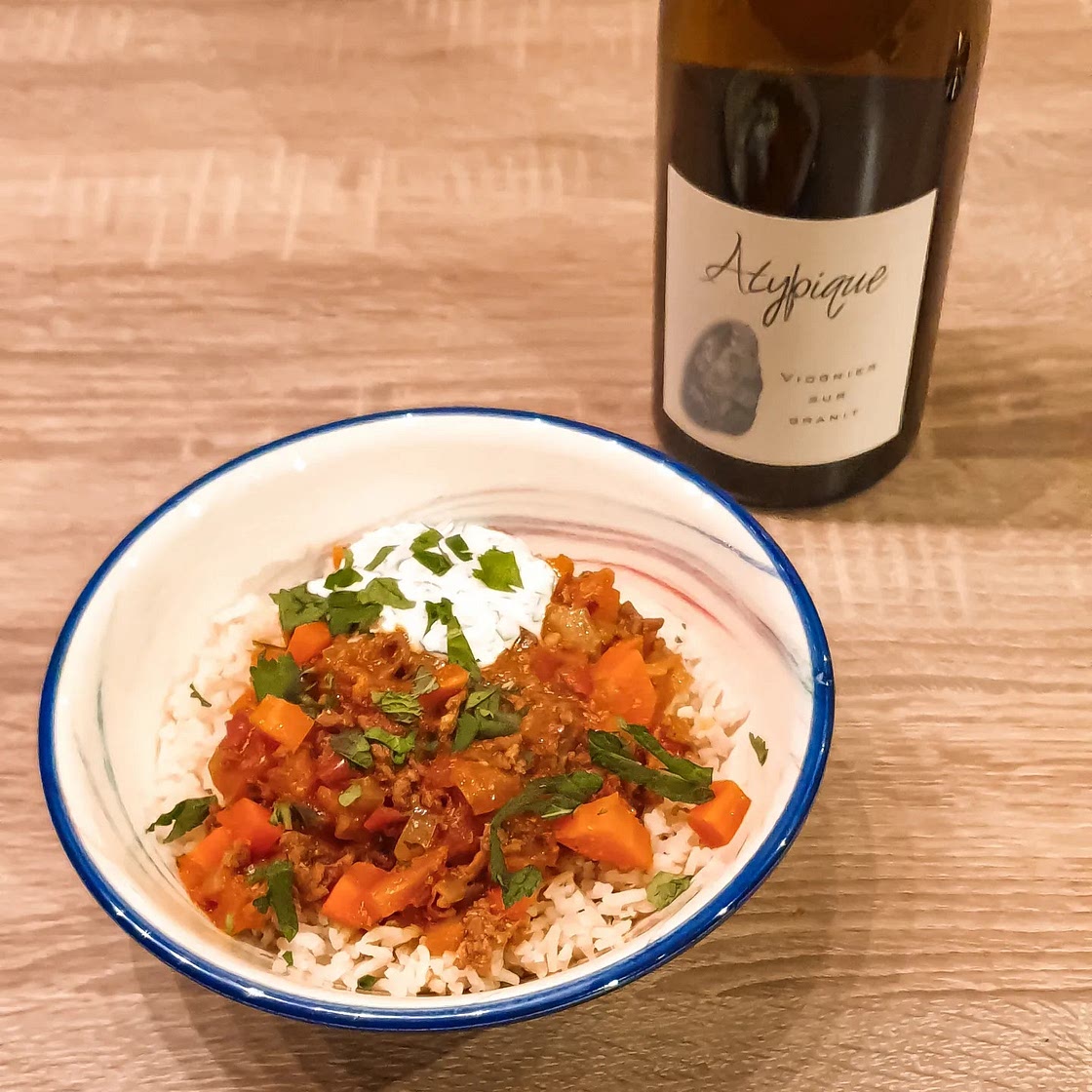 Curry au bœuf haché & riz brun carotte et yaourt