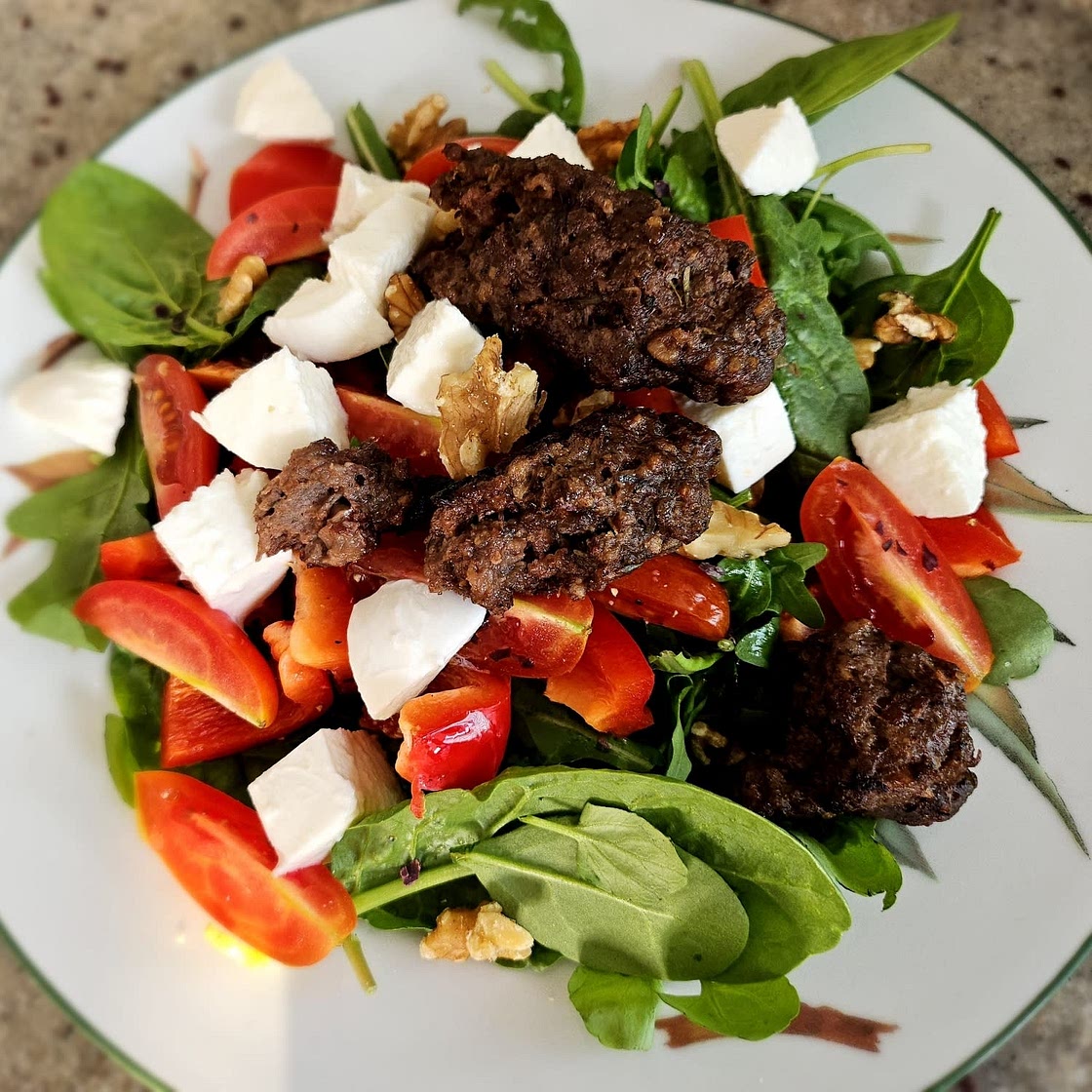 Lamb kofta and walnut salad