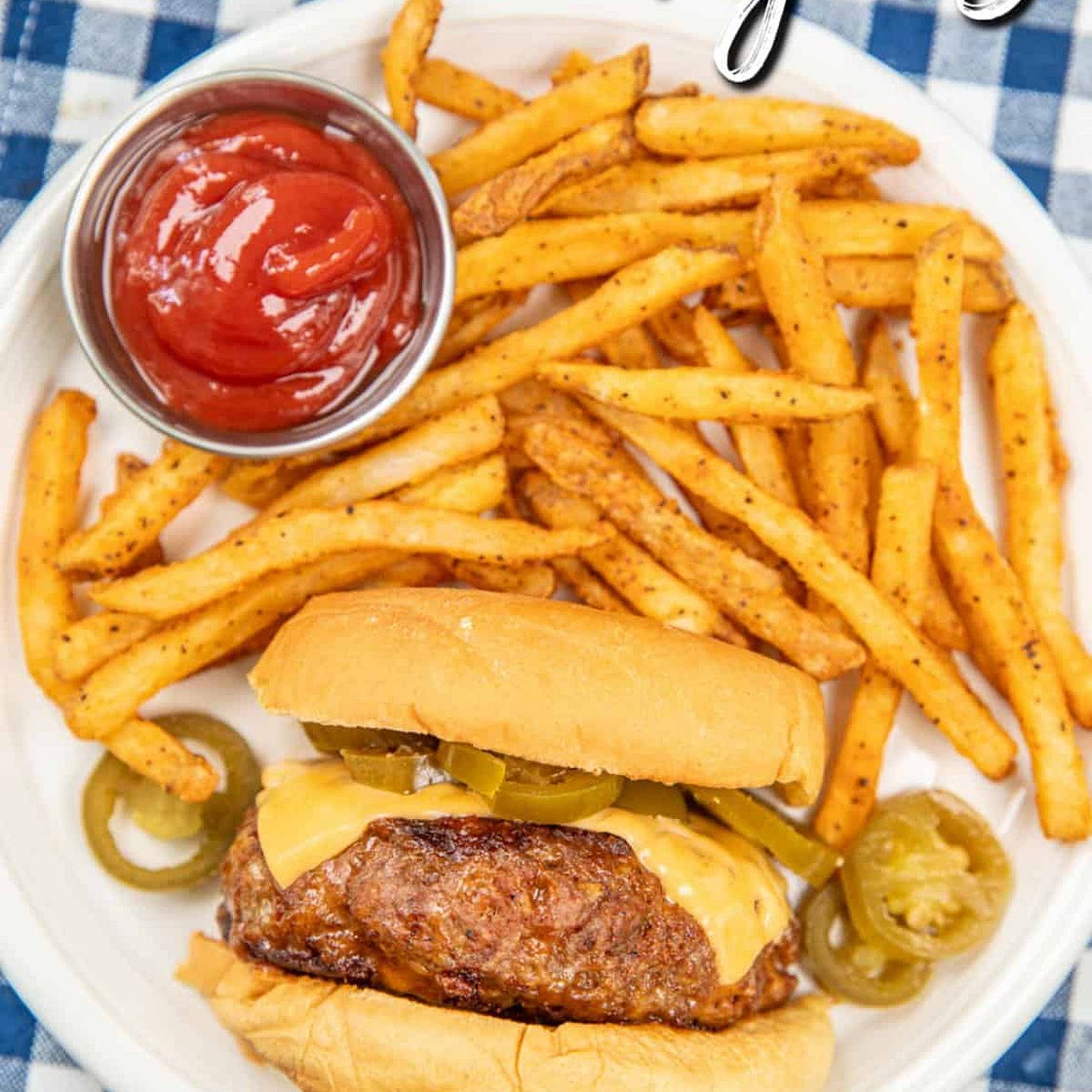 Chili Cheeseburgers