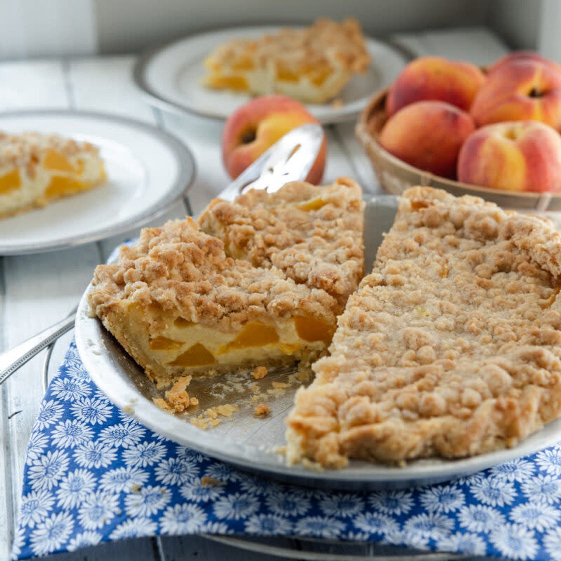 Streusel topped Peach Custard pie