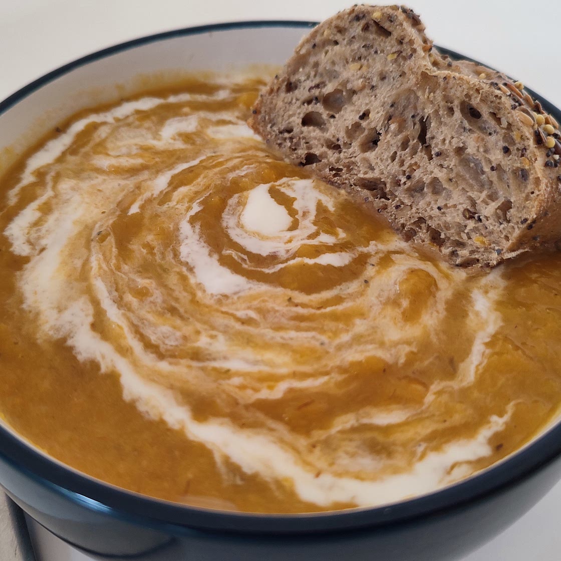 Carrot, Lentil & Coriander Soup (Vegetarian)