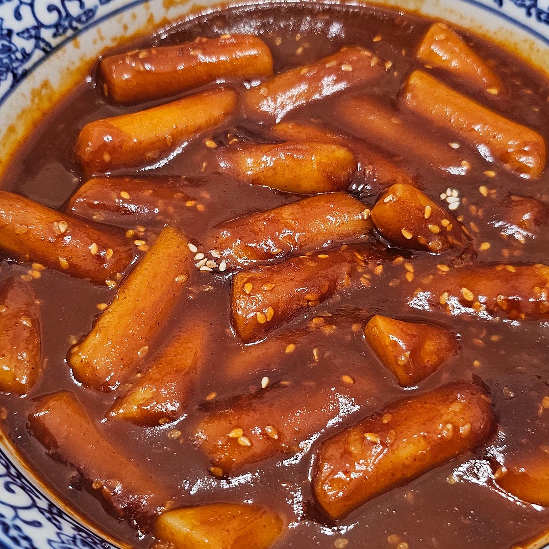 Tteokbokki (korean rice cakes)