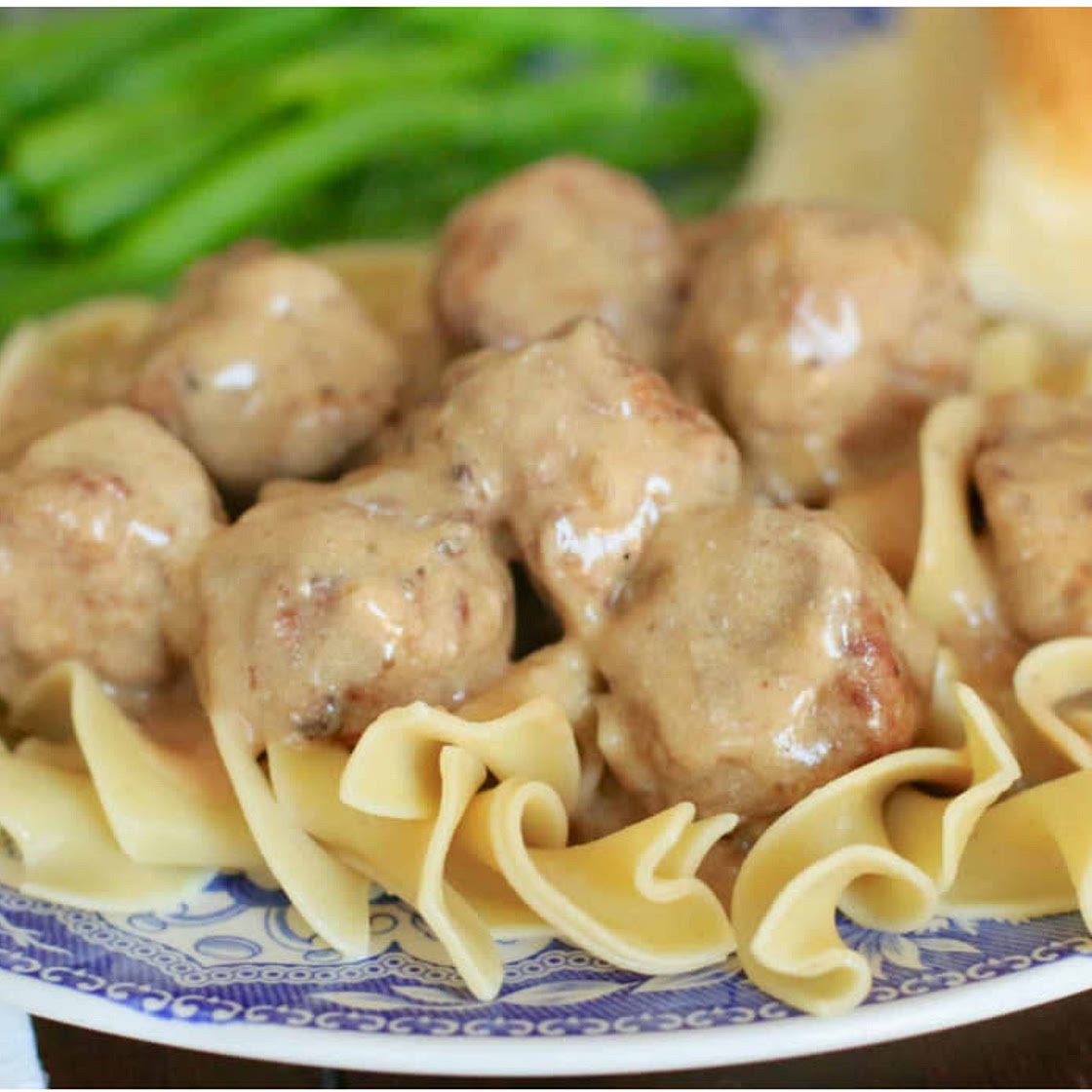 Easy Crockpot Swedish Meatballs