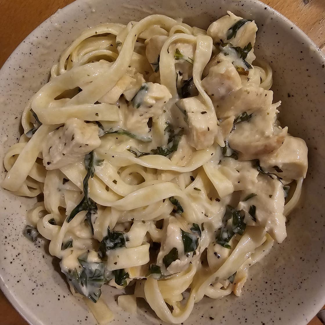 Creamy Alfredo Chicken Pasta