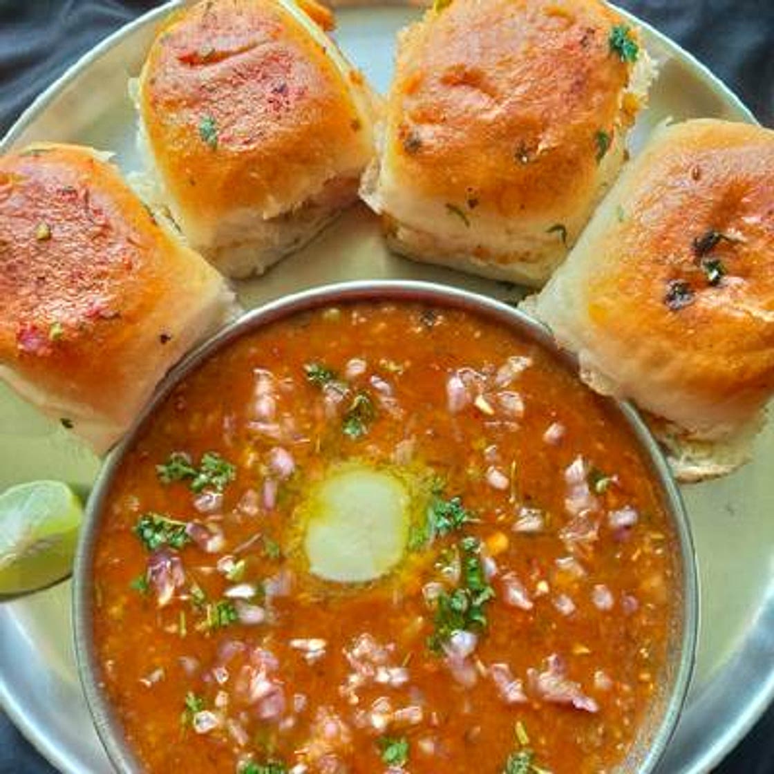 बटर पावभाजी (butter pavbhaji recipe in hindi)