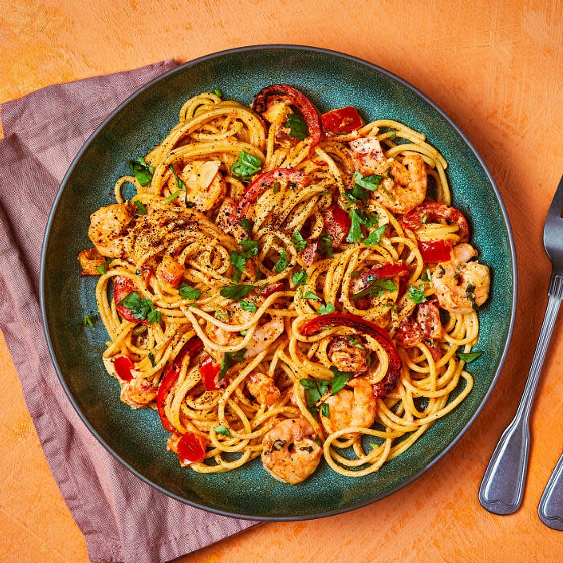 Creamy Harissa, Charred Pepper & King Prawn Spaghetti
